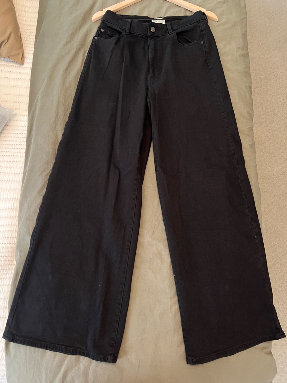 DL1961 Women’s Hepburn Black Jeans